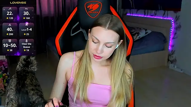 BiMolly online show from April 2026 11:11:02 AM