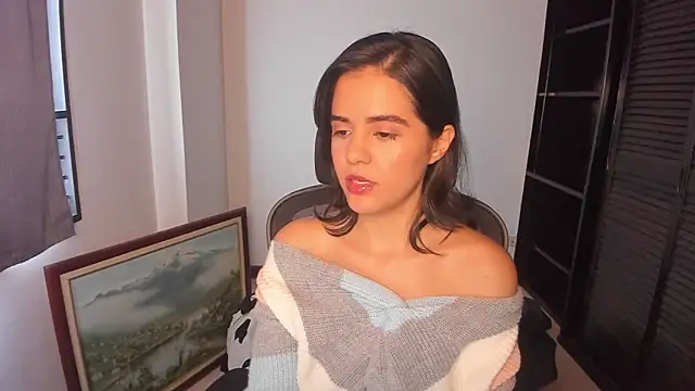 mia collins x online show from October 2025 06:05:01 PM