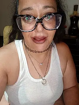 Snapshot of PichyPrettyPussy chatting on October 2025 06:30:01 PM PichyPrettyPussy online show from October 2025 06:30:01 PM