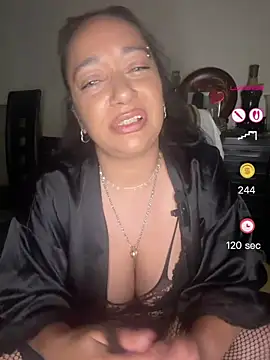 Snapshot of PichyPrettyPussy chatting on June 2026 08:53:01 AM PichyPrettyPussy online show from June 2026 08:53:01 AM