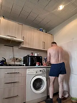  lady red  online show from March 2025 01:18:02 PM