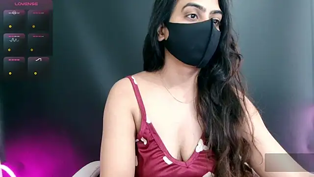 Snapshot of DesiZoya chatting on June 2026 07:35:02 AM DesiZoya online show from June 2026 07:35:02 AM