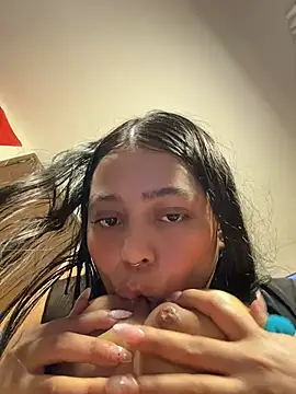 Naiara sex online show from July 2026 10:39:01 AM
