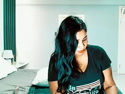 apishkagalmon online show from November 2025 07:45:01 PM