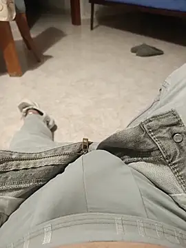 Bobby967 online show from April 2026 06:05:02 PM