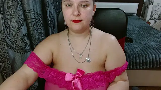 Snapshot of Boolochka chatting on May 2026 07:19:01 PM Boolochka online show from May 2026 07:19:01 PM