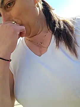 IsabelleCraft online show from April 2026 08:06:01 AM