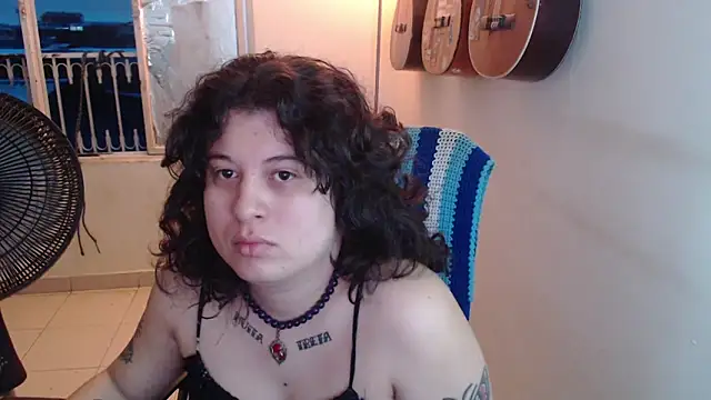 Smoke trip Alicia online show from January 2026 11:04:01 AM