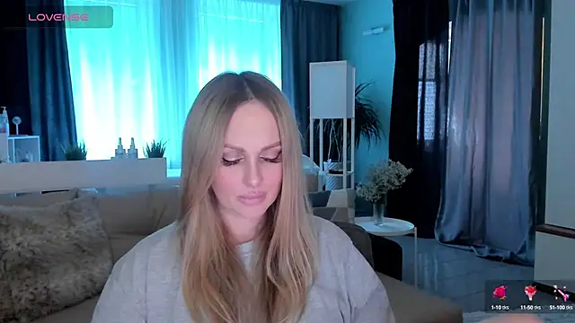 Snapshot of Libby_Nora chatting on February 2025 12:39:02 PM Libby Nora online show from February 2025 12:39:02 PM