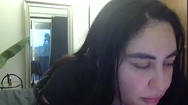 Snapshot of WetFlower69 chatting on May 2026 11:54:01 PM WetFlower69 online show from May 2026 11:54:01 PM