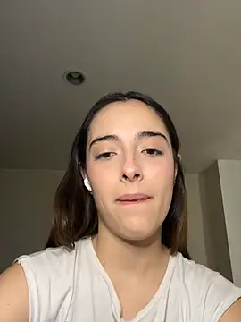 swrennn19 online show from March 2025 04:10:01 PM