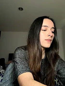 swrennn19 online show from November 2025 03:25:01 PM