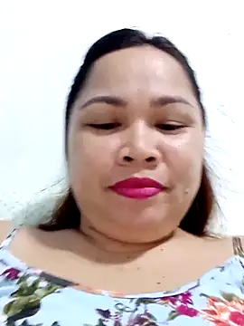 XXLorie 02 online show from February 2025 12:31:01 PM