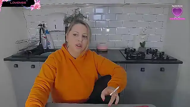 erikaerika online show from January 2026 10:53:01 AM