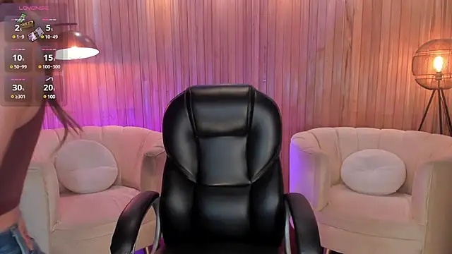 Snapshot of AmyDavis_ chatting on December 2024 02:13:02 AM AmyDavis online show from December 2024 02:13:02 AM