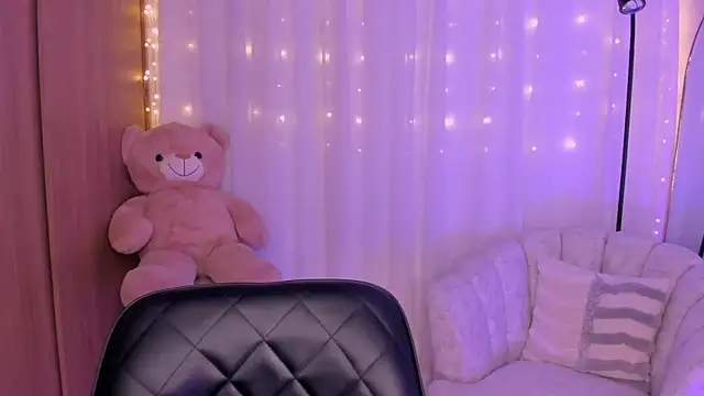 Snapshot of AmyDavis_ chatting on September 2025 11:37:02 PM AmyDavis online show from September 2025 11:37:02 PM