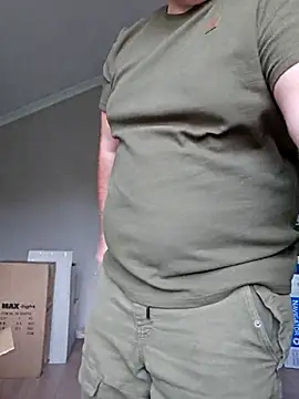 Snapshot of Andrew1900529 chatting on October 2025 12:24:01 PM Andrew1900529 online show from October 2025 12:24:01 PM