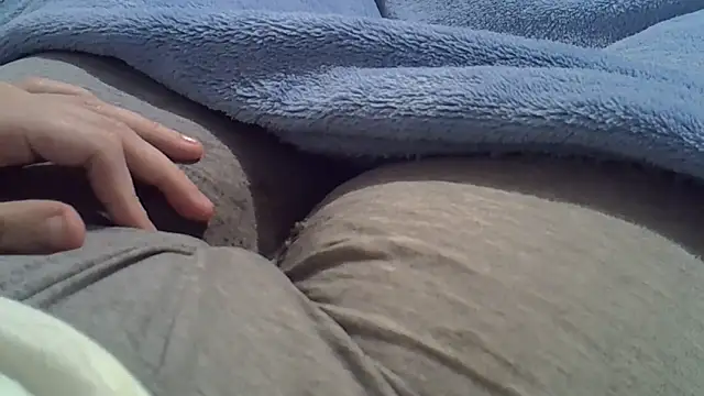 perescam online show from November 2025 02:58:01 AM