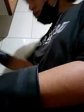 LUNAdeMARTE online show from January 2026 11:53:01 PM