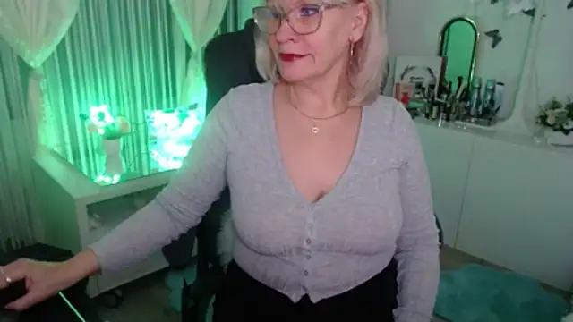 Ghertrude52 online show from January 2026 04:07:02 AM