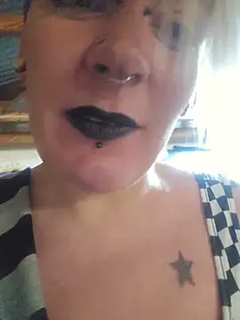 PinkTheHawk online show from October 2025 11:16:01 PM