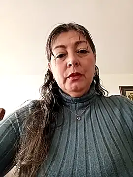 Snapshot of emma_tour chatting on March 2025 03:35:02 PM emma tour online show from March 2025 03:35:02 PM