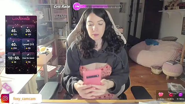 Snapshot of Foxy_c chatting on April 2026 08:42:01 PM Foxy c online show from April 2026 08:42:01 PM