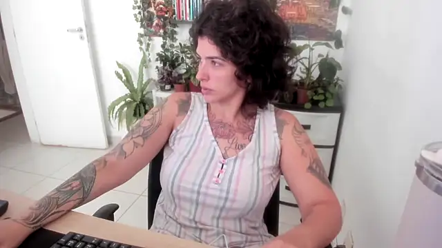 TaliMajesty online show from October 2025 10:23:02 AM