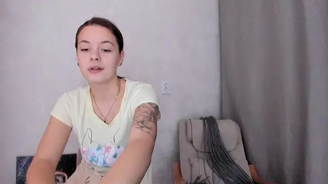 why again me online show from February 2025 06:01:01 PM