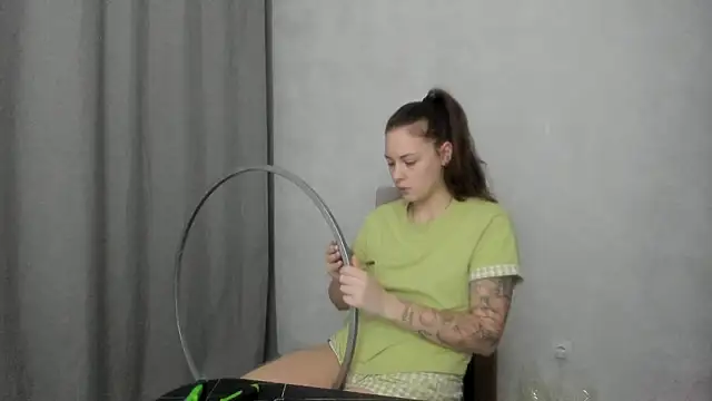 Snapshot of why_again_me chatting on March 2026 08:59:01 PM why again me online show from March 2026 08:59:01 PM