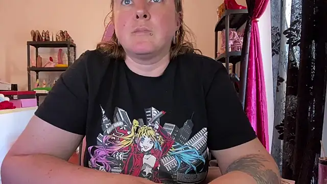 kisicaxx online show from April 2026 03:42:02 PM