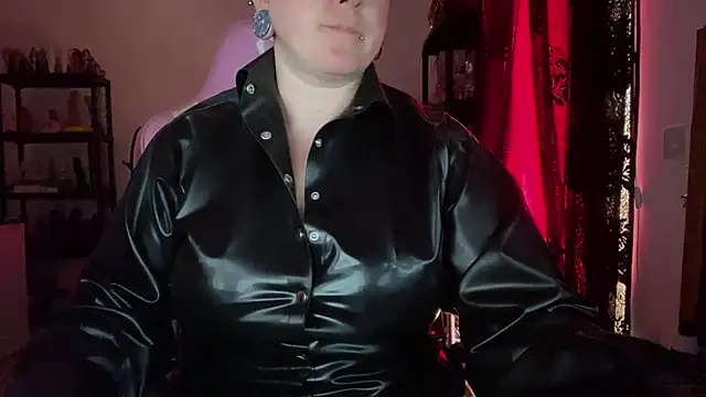 Snapshot of kisicaxx chatting on July 2026 10:21:02 AM kisicaxx online show from July 2026 10:21:02 AM