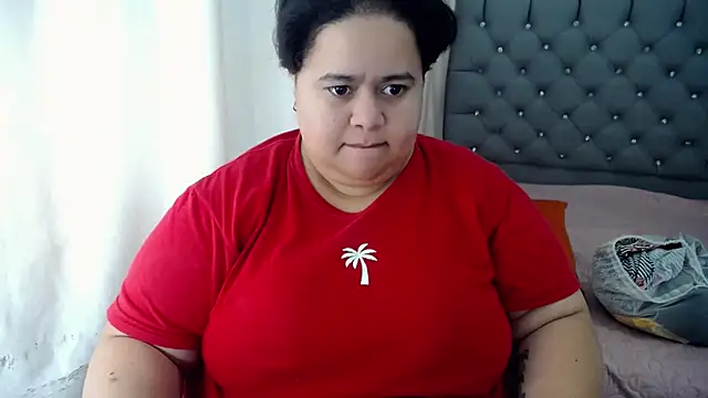 Snapshot of hotlesby4uxxx chatting on December 2024 07:43:02 PM hotlesby4uxxx online show from December 2024 07:43:02 PM