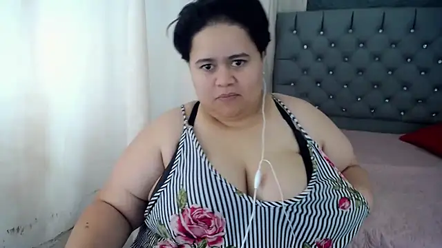 Snapshot of hotlesby4uxxx chatting on December 2024 07:59:02 PM hotlesby4uxxx online show from December 2024 07:59:02 PM