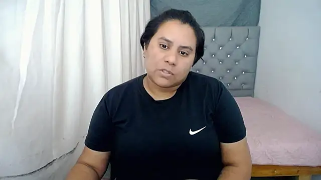 Snapshot of hotlesby4uxxx chatting on December 2024 08:04:01 PM hotlesby4uxxx online show from December 2024 08:04:01 PM