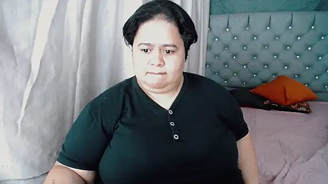 Snapshot of hotlesby4uxxx chatting on January 2025 11:13:01 PM hotlesby4uxxx online show from January 2025 11:13:01 PM