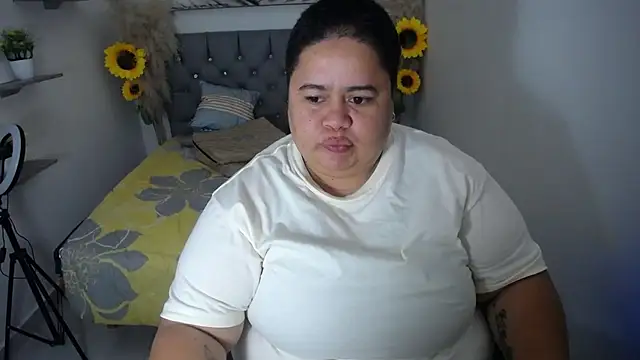 hotlesby4uxxx online show from April 2026 08:28:01 PM