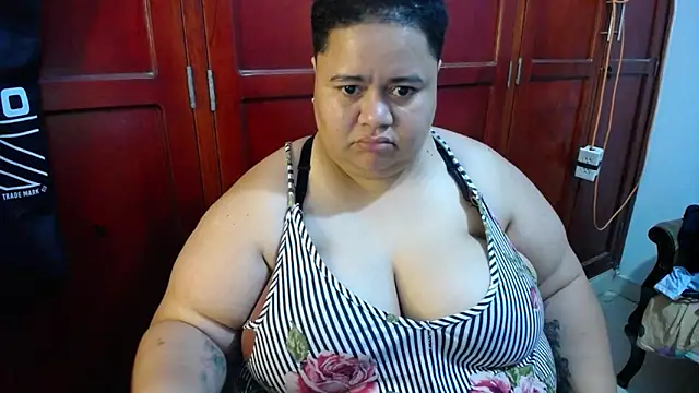 hotlesby4uxxx online show from May 2026 01:02:02 AM