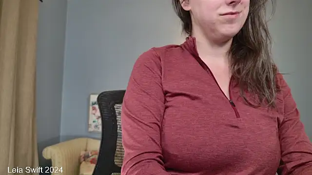 Snapshot of LeiaSwift chatting on December 2024 12:16:02 PM LeiaSwift online show from December 2024 12:16:02 PM