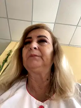 Snapshot of Irina2909@xh chatting on October 2025 08:55:02 AM Irina2909xh online show from October 2025 08:55:02 AM