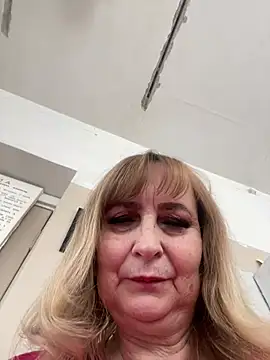 Irina2909xh online show from February 2026 10:09:02 AM