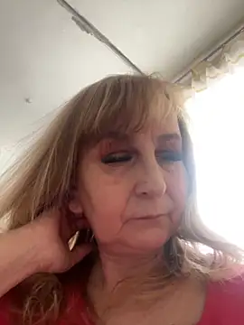 Irina2909xh online show from February 2026 12:12:01 PM