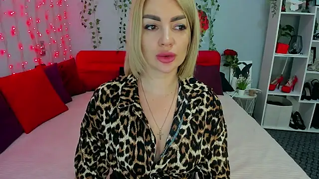 LunaBellucci online show from January 2026 11:58:02 AM