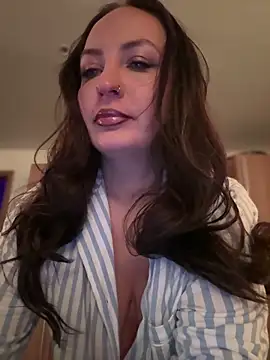 Snapshot of itsCassie chatting on March 2026 07:09:01 PM itsCassie online show from March 2026 07:09:01 PM