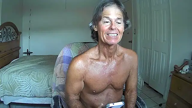 nakeedcowboi65 online show from June 2026 10:24:02 PM