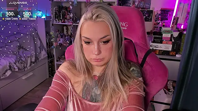 ChloeKohaku online show from November 2025 05:31:01 AM