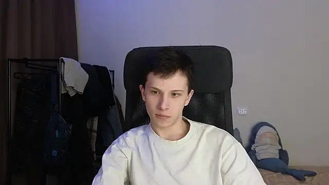 arlekincrop online show from April 2026 12:54:02 AM