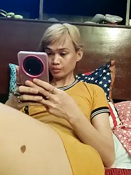 QueenSoreal online show from June 2026 04:18:02 AM