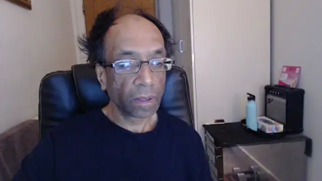 Snapshot of rauncher1 chatting on April 2026 07:33:01 AM rauncher1 online show from April 2026 07:33:01 AM
