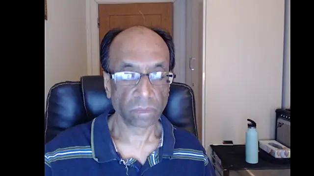 Snapshot of rauncher1 chatting on April 2026 07:55:02 PM rauncher1 online show from April 2026 07:55:02 PM